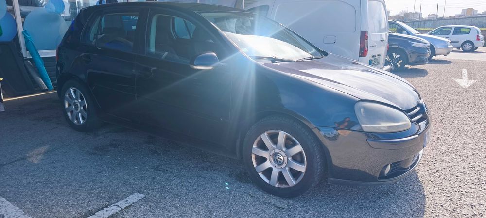 VW Golf V 1.6 FSI (2003) - Excelente Estado