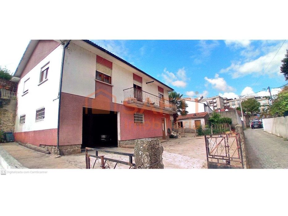 Moradia — Monção E Troviscoso, Viana do Castelo