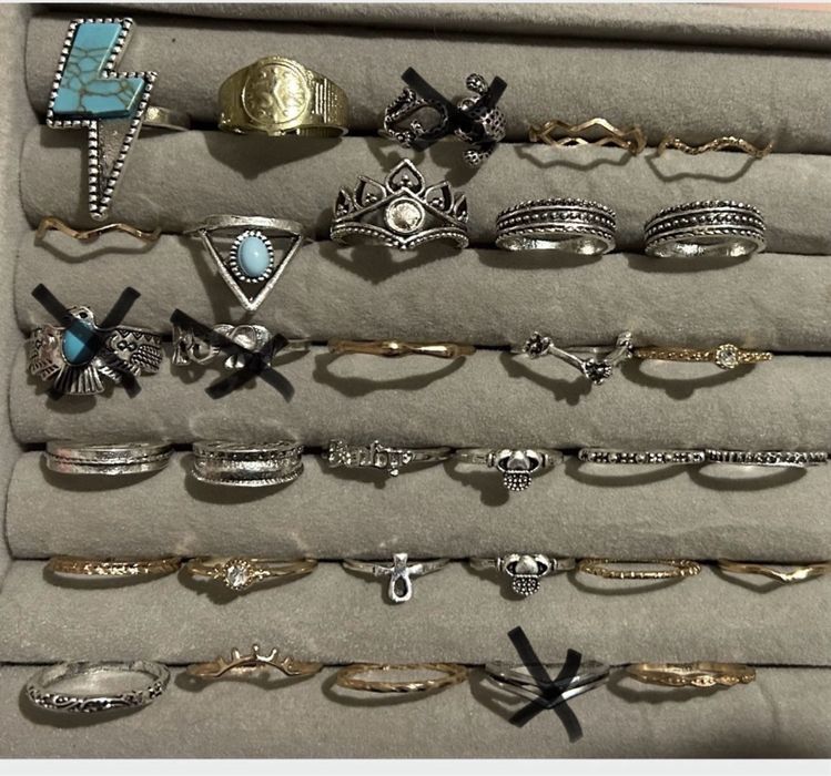 Біжутерія, кільця, браслети, кулони, браслети