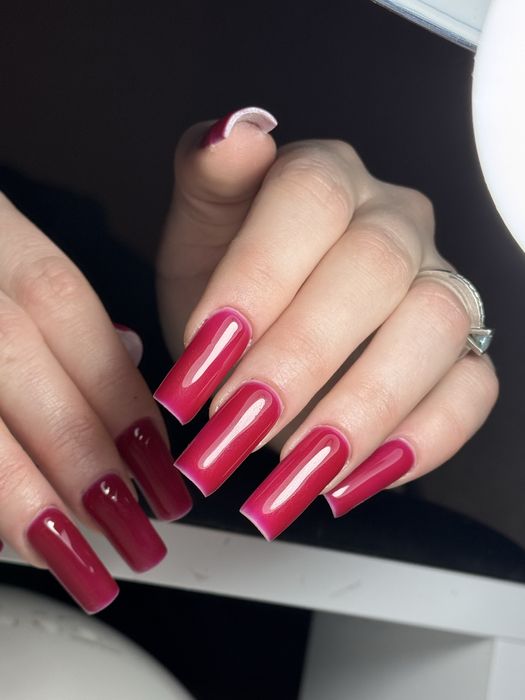 Маникюр ,нарощення, педикюр