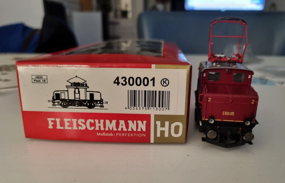 Elektrowóz E 69 05 DB fleischmann