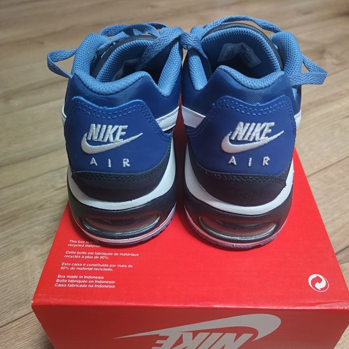 Nike air max command 629993-410