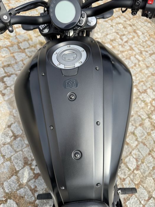 Yamaha xsr 700 55kw 2022 + top case e suporte GIVI