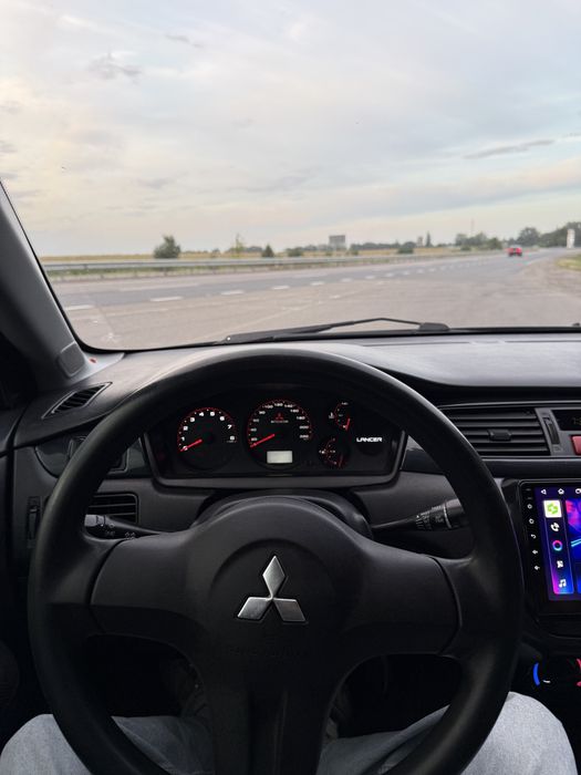 Mitsubishi Lancer 9