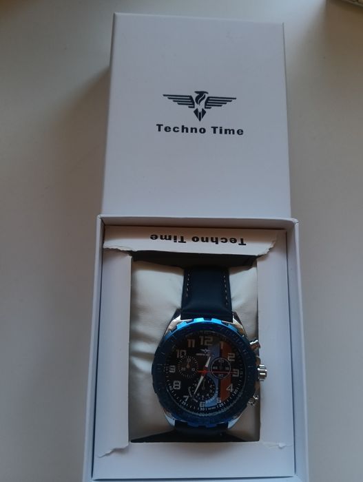 Relógio techno time