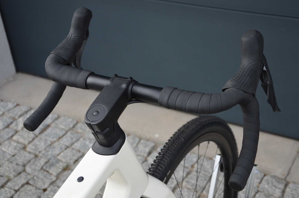 Rower Gravel Rose Backroad - Karbon / 1x12 GRX 820 - 2026 - rozmiar M/L