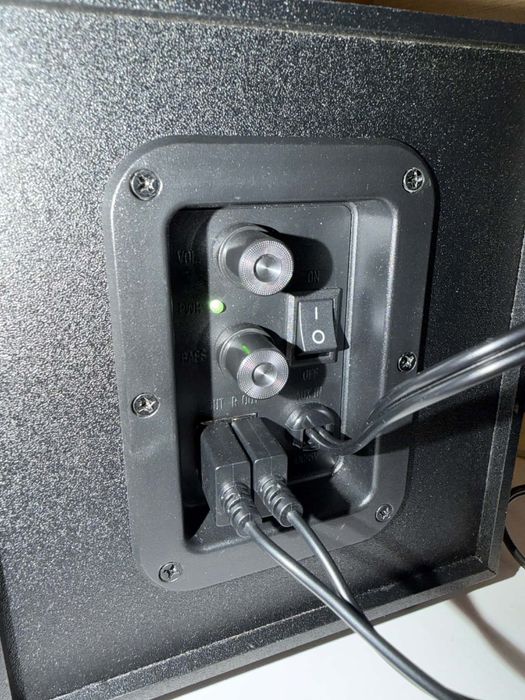 Colunas para PC com led