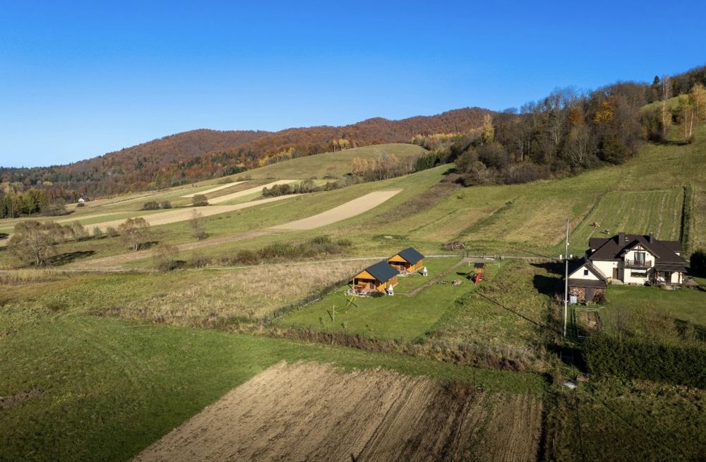 Bieszczady  Domki  całoroczne dzialka sprzedam