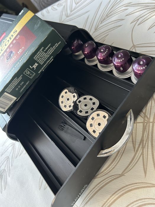 Ekspres DeLongi Nespresso E650.W
