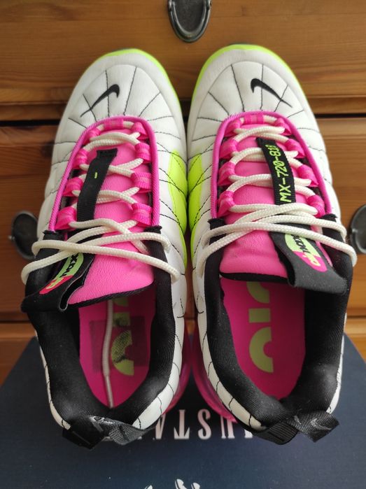 Buty Nike MX-720-818