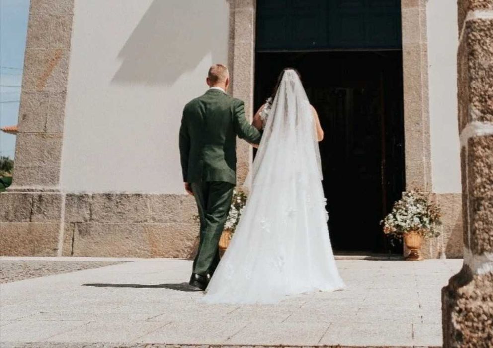Vestido e Véu de Noiva – Verónica Cristóvão Atelier