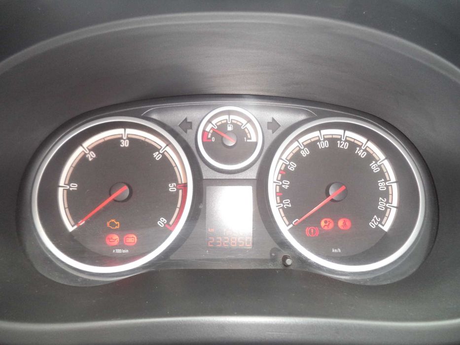 OPEL  CORSA 1.3 TDI -2010