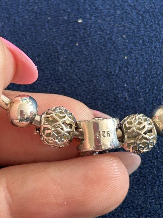 Piękna bransoletka posrebrzana