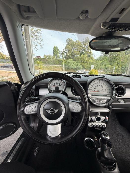 Mini Cooper D 2009508699993357701128