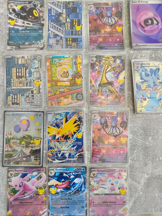 Karty pokemon 30th celebriaton