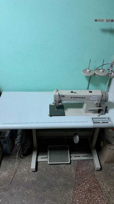 Пряморядкова одноголкова промислова машина. TYPIKAL - 1 шт