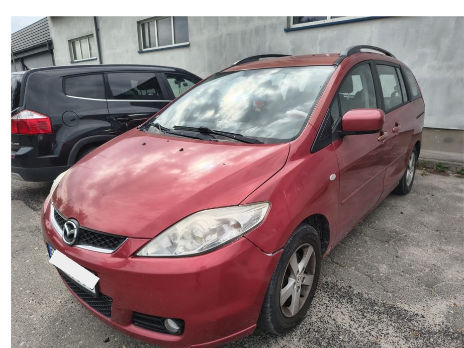 Sprzedam samochód marki Mazda 5 w całości na części