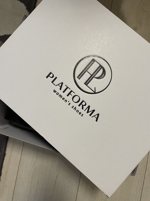 Жіночі замшеві демісезоні ботінки