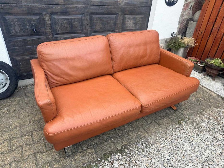 Kanpa skorzana sofa metal design