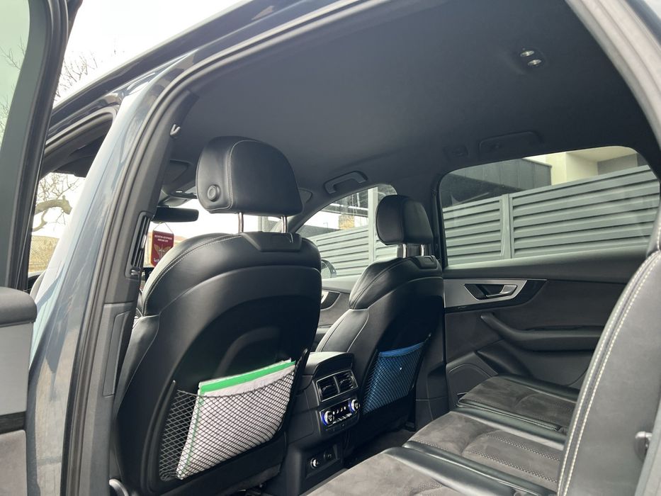 Авто Audi Q7 3.0 TDI