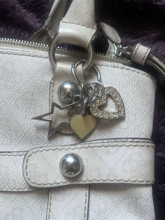 сумочка guess vintage з сердечком coquette