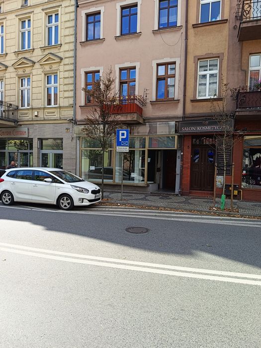 Sprzedam lokal użytkowy
