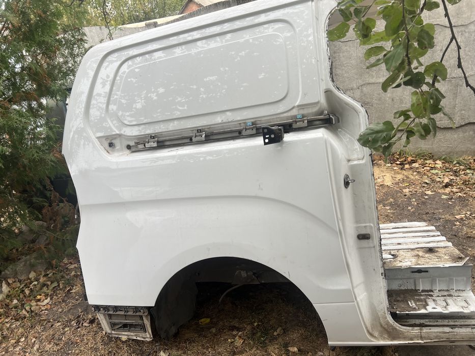 Задняя четверть крыло hyundai h1 год 11