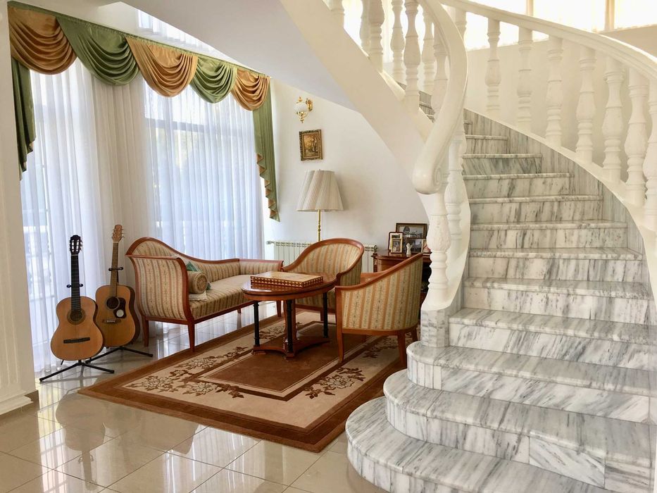 БЕЗ КОМІСІЇ!!! Оренда автономного будинку 320 м², 25 соток, с.Лісники