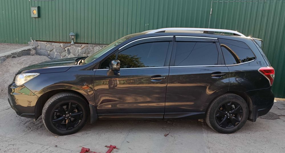 Subaru Forester 2014 official