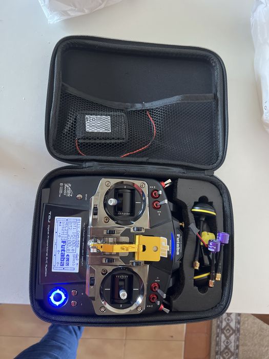 Drone dji comando profecional futaba