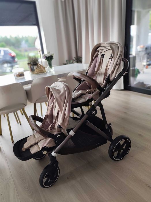Beżowy Wózek spacerowy bliźniaczy rok po roku cybex gazelle S taupe almond beige