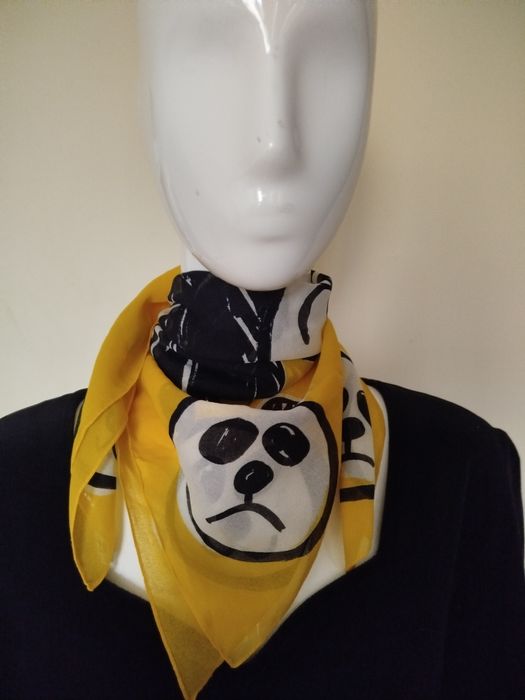 Włoska żółta vintage kwadratowa gawroszka apaszka panda