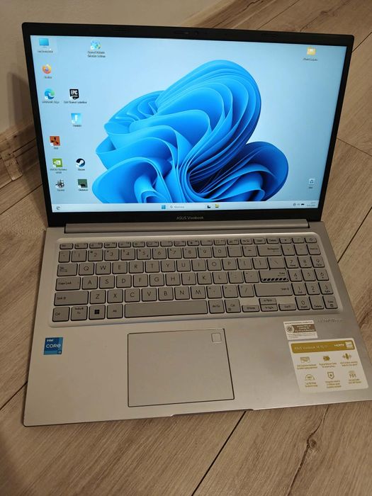 Laptop Asus vivibook i3-13th 8gb ram ssd dysk stanie jak nowy