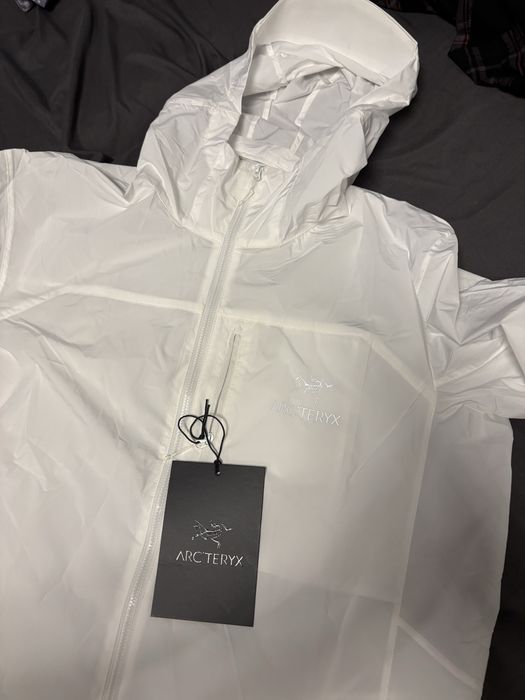 Arcteryx XXL bialy squirmish kurtka