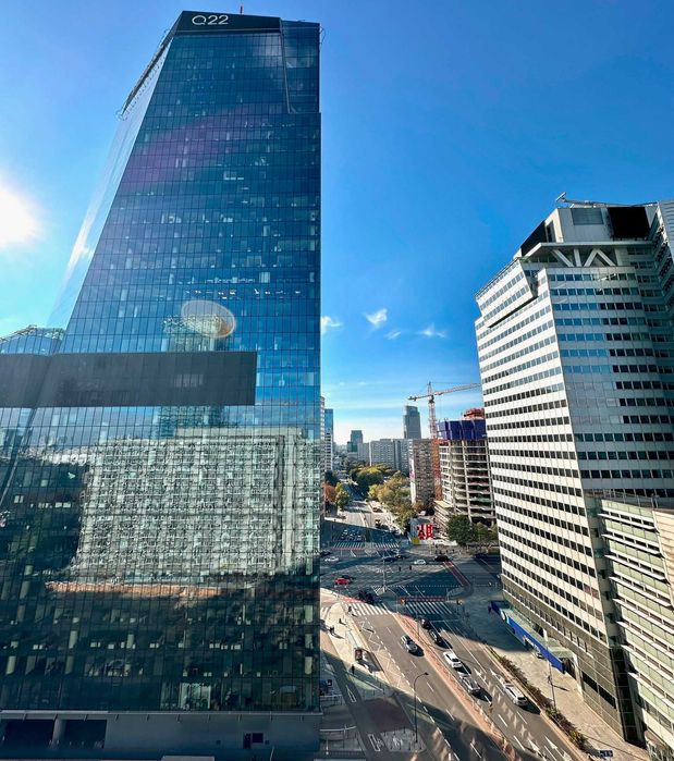 piękny pokój Grzybowska w Centrum-metro ONZ -balkon