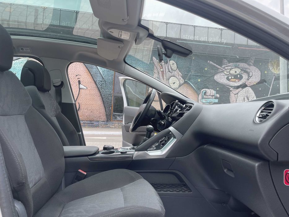 Стан нового авто Пробіг підтверджений і оригінал 1000% Щойно з Німеччини