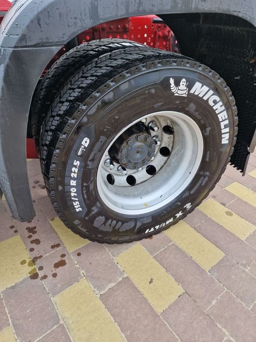 Колеса резіна ведуча вісь Michelin 99% NEU  315/70R22.5 без діска
