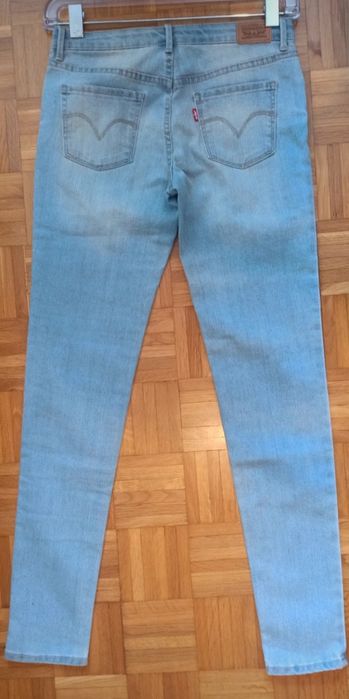 Jeansy Lévi-Strauss 710 Super Skinny XS (158 cm)