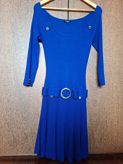 Vestido de malha cor azul porto, manga comprida, da Morgan