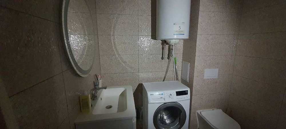 Продам 2 -х кімнатну квартиру м. Зміїв