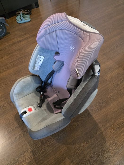 Cadeir zippy safe isofix
