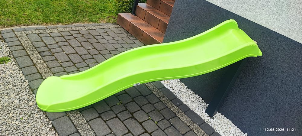 Zjeżdżalnia dla dzieci,ślizg, podłączenie wody, nowa, polecam