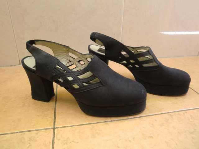 Sandálias pretas nº5