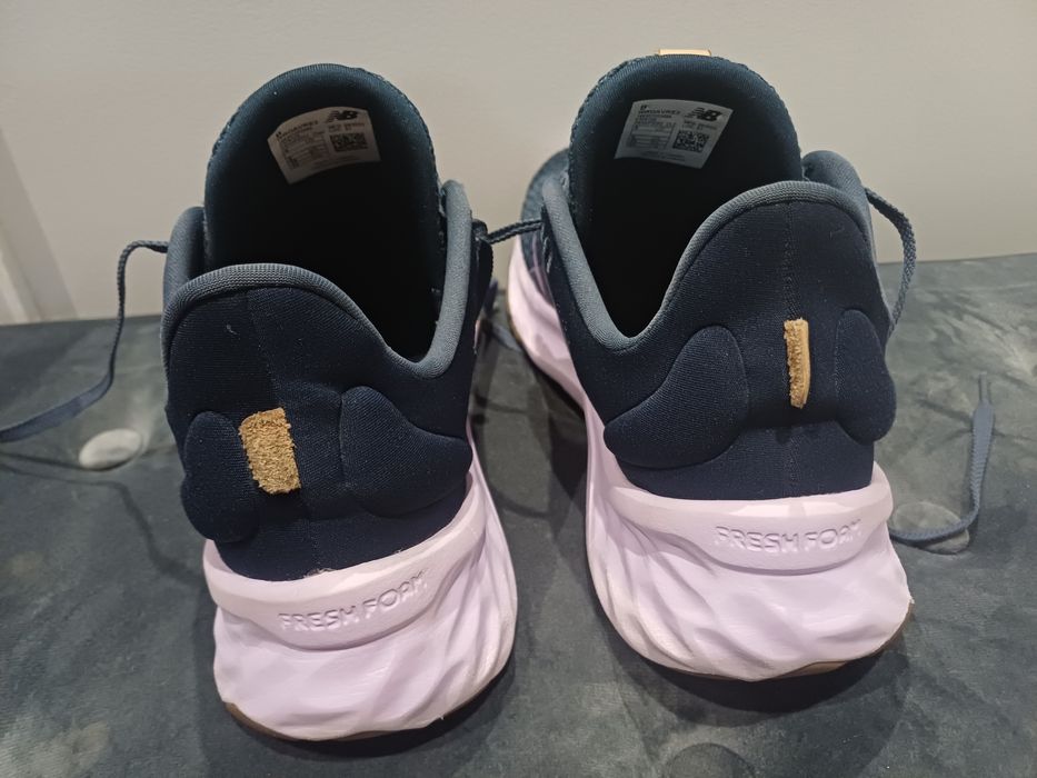 Buty New Balance Fresh Foam Roav v2 do biegania rozmiar 38 sneakersy