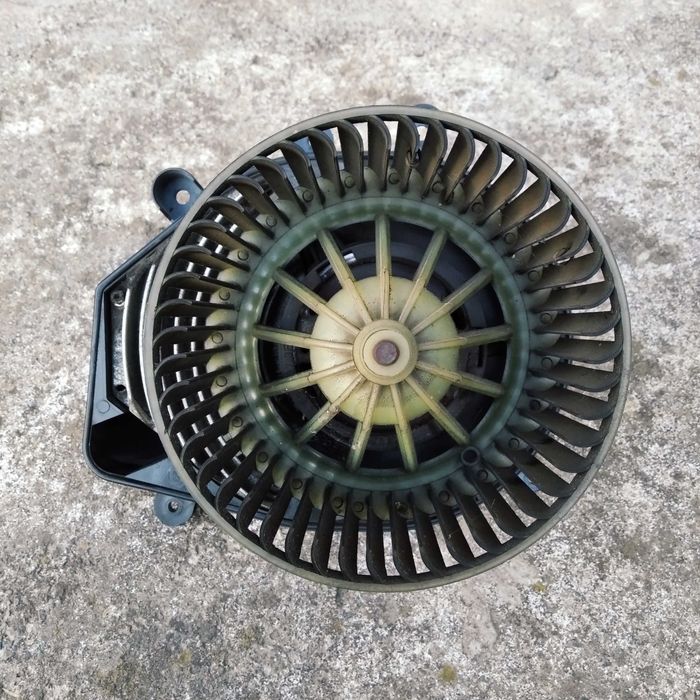 Моторчик пічки пассат б5 Ауді а4 Шкода суперб