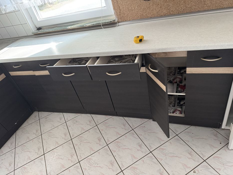 Zestaw mebli kuchennych