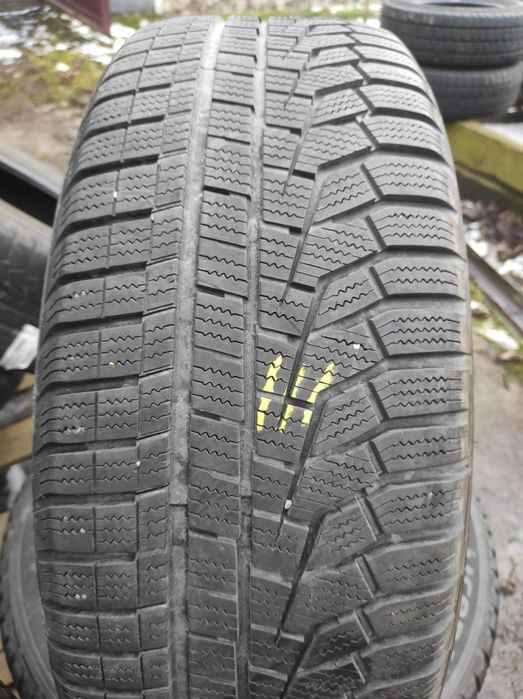 Шины зима 225/60R17.