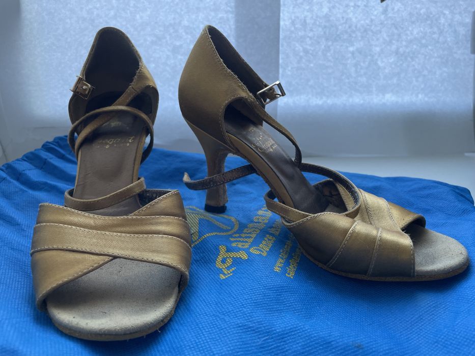 Женские бально-спортивные туфли б/у