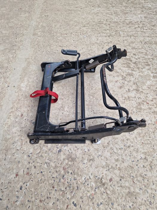 Механизм сидіння Шаран