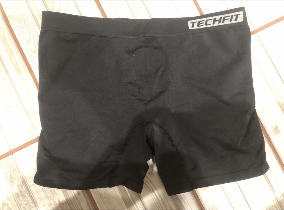 Компрессионные, термо шорты Adidas TECHFIT